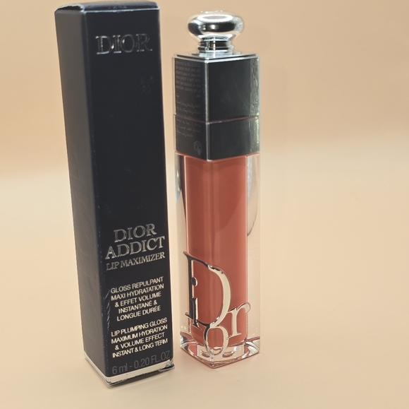 Dior Addict Lip Maximizer, Shimmer Poppy Coral 061 .20fl, New in box - Picture 4 of 4